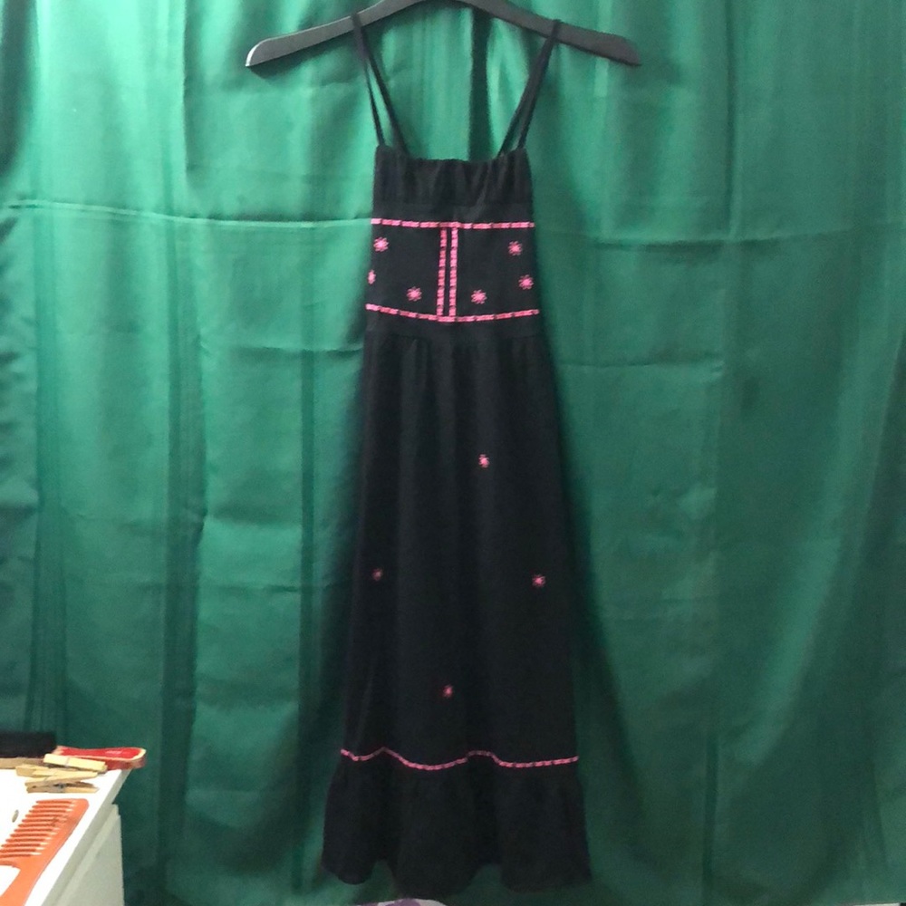 Girl’s long black dress